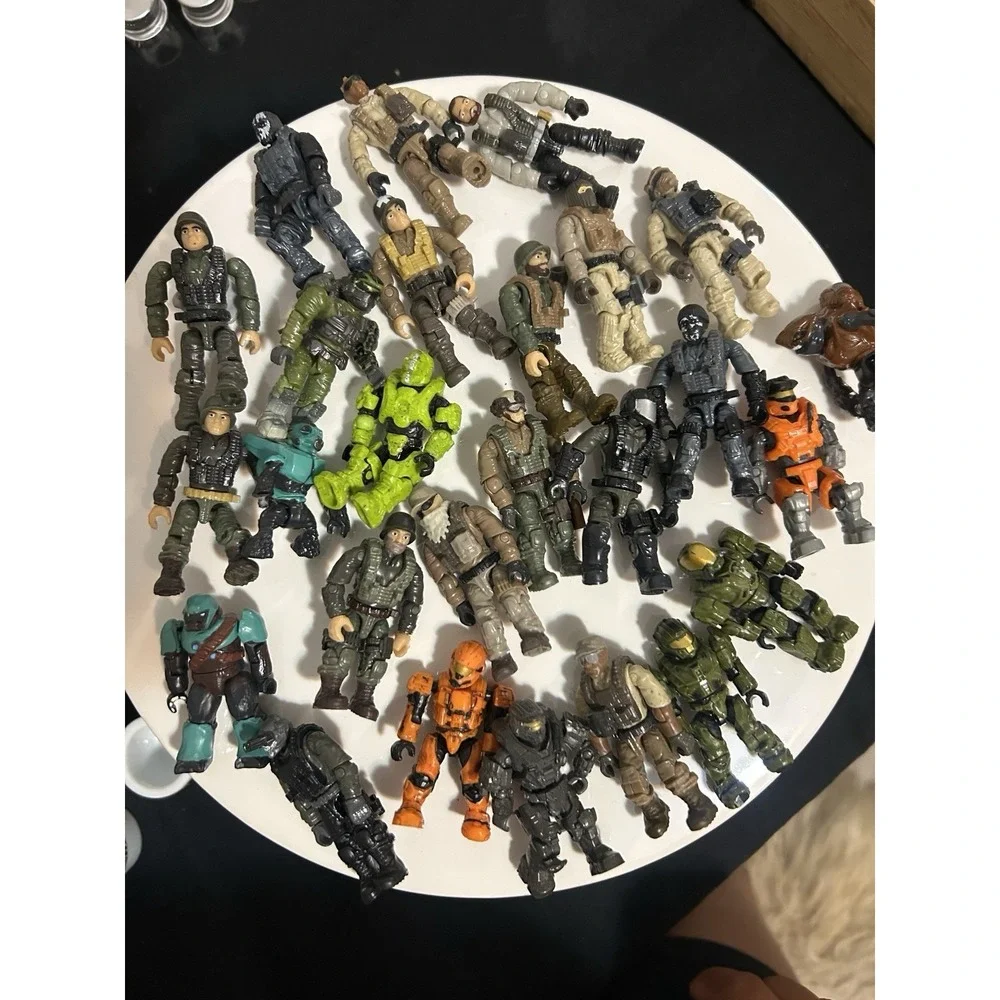 Mega Blocks Construx Halo Big Lot 26 Figures USED/PRE-OWNED Rare VTG Mini Figure